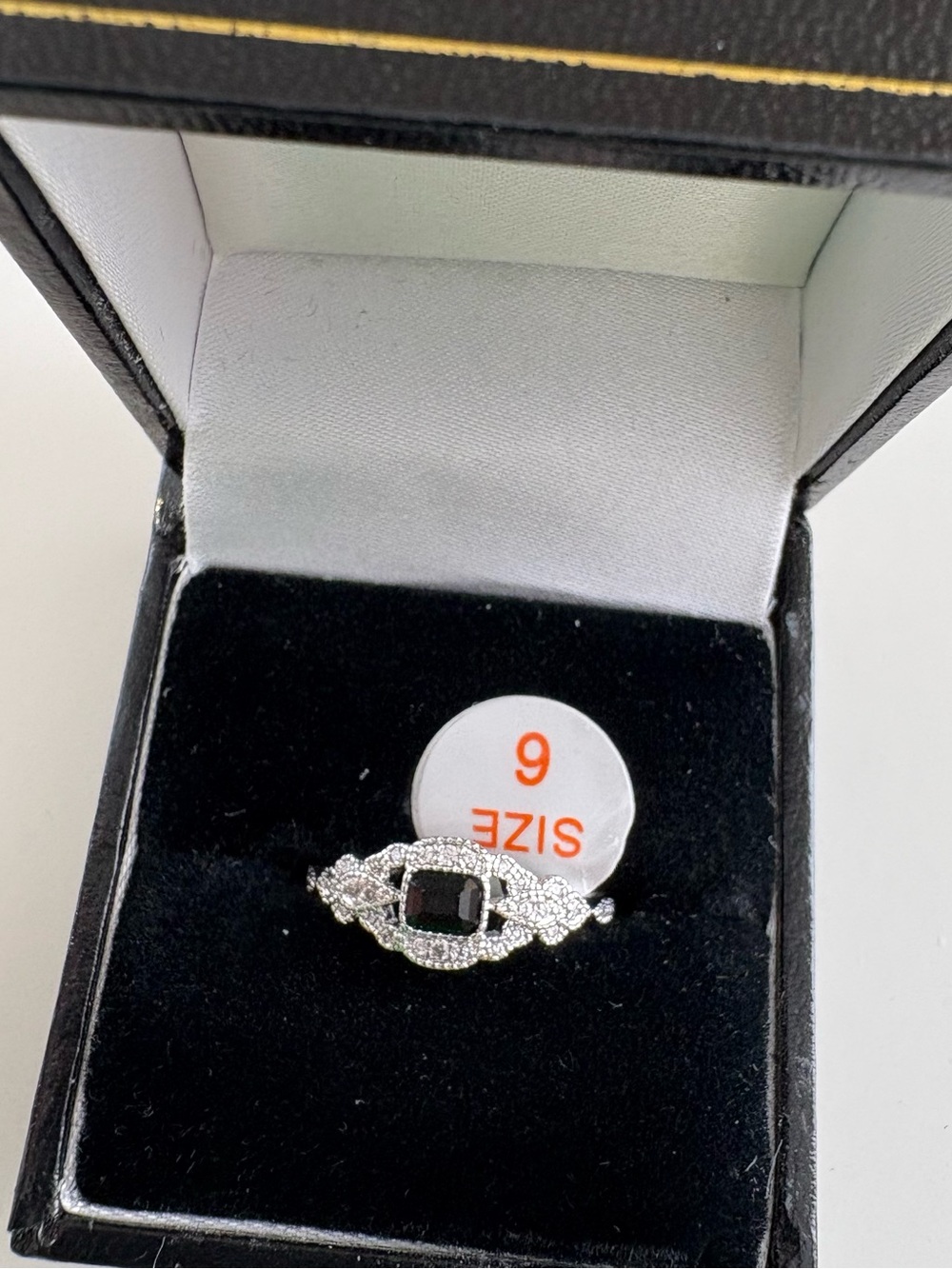 Bomb Party Garden Crest Ring RG28554 Black Onyx CZ Rhodium Plating